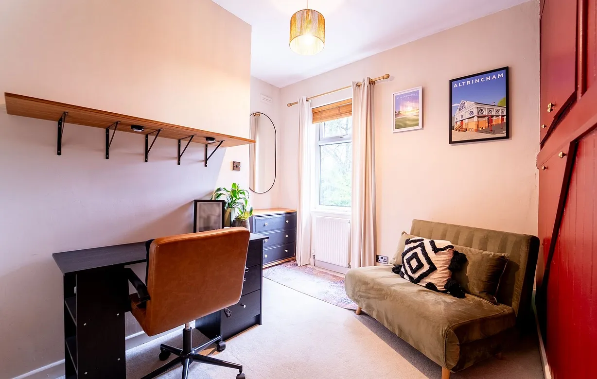 2 bedroom house for sale - Bentley Hurst