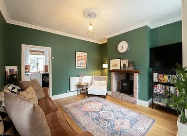 2 bedroom house for sale - Bentley Hurst