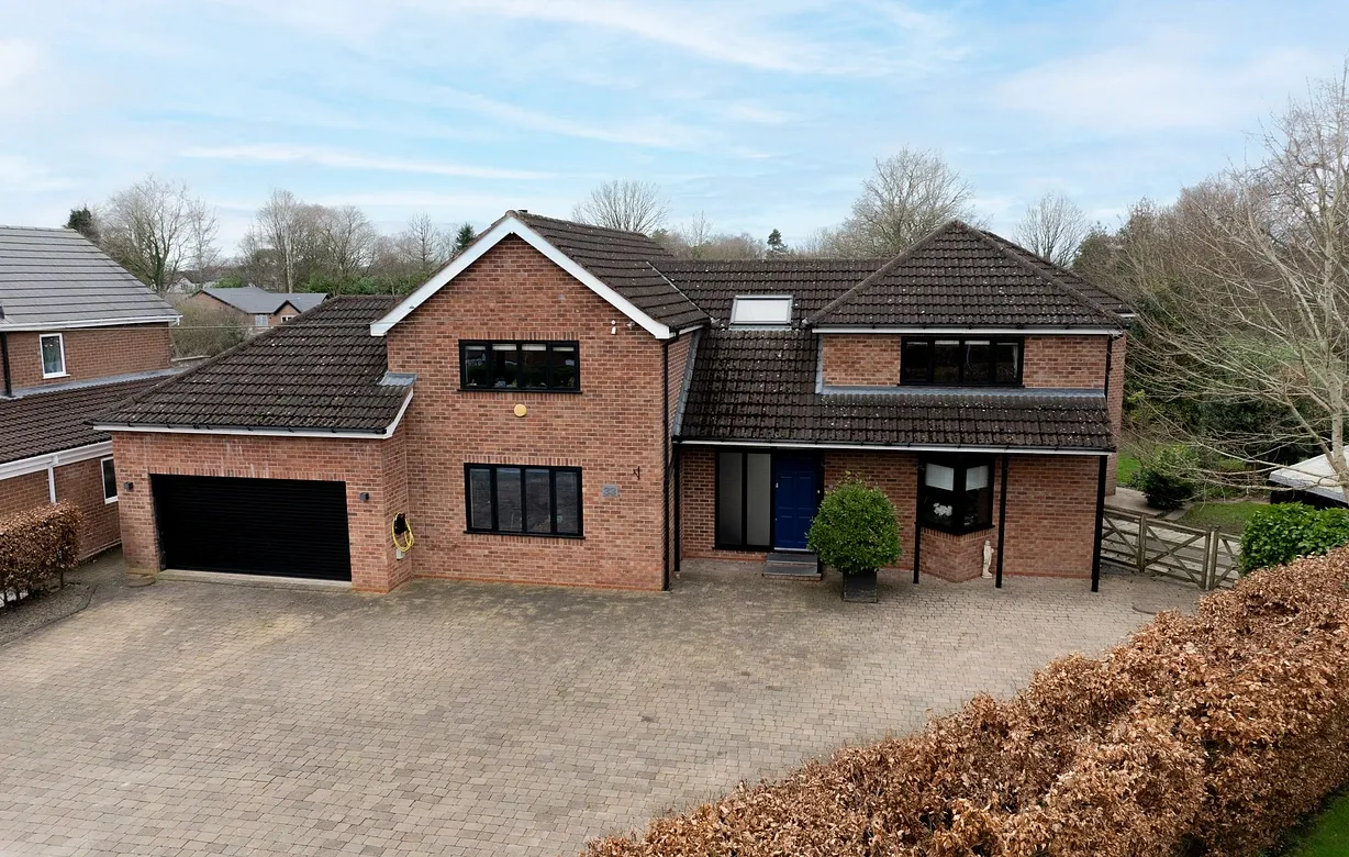 5 bedroom house for sale - Bentley Hurst