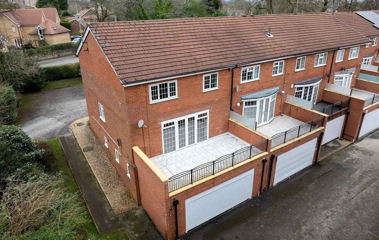 5 bedroom house for sale - Bentley Hurst