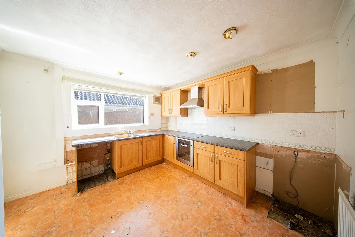 2 bedroom bungalow for sale - Bentley Hurst