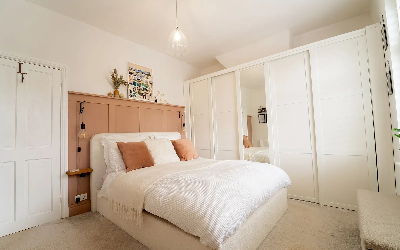 2 bedroom  - Bentley Hurst