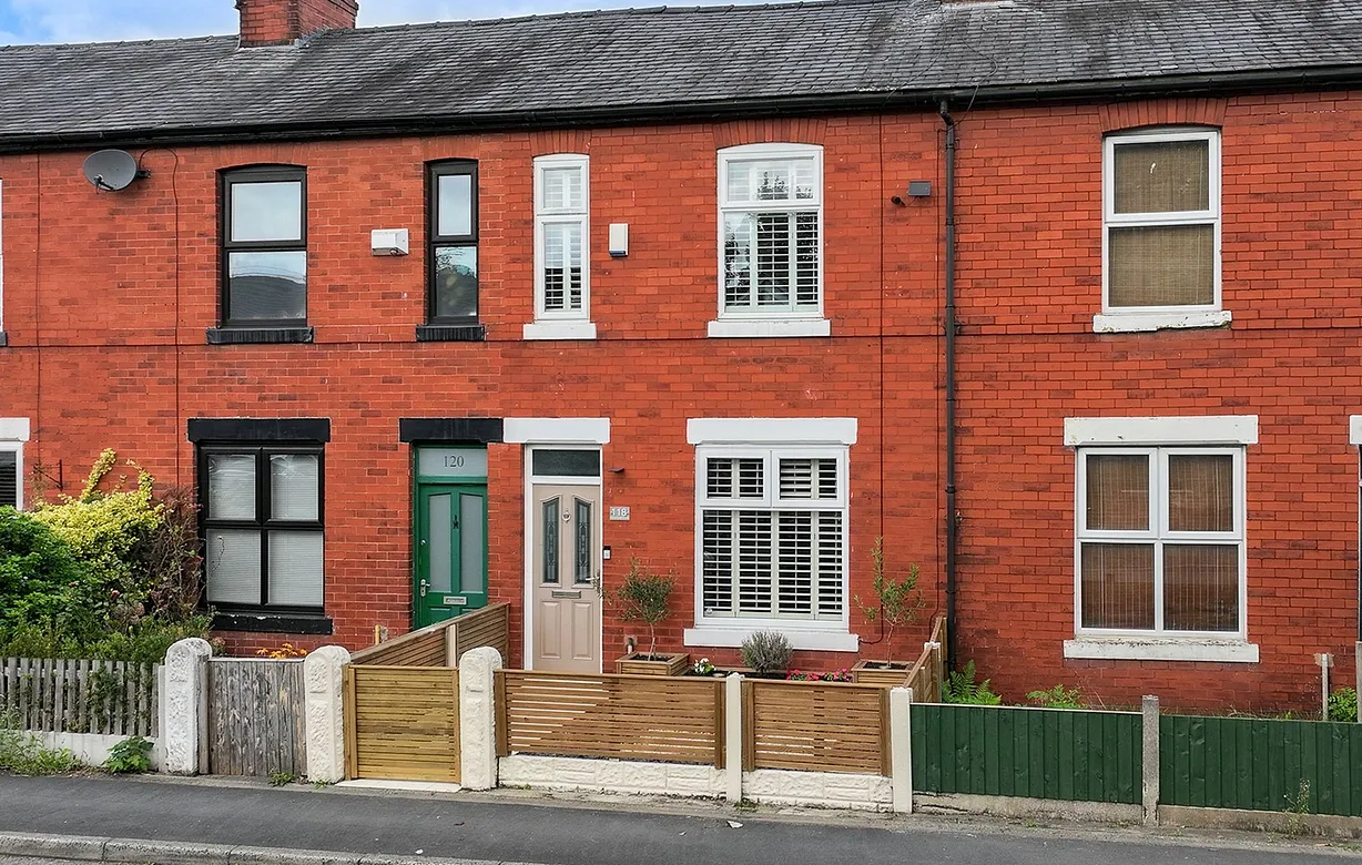 2 bedroom  - Bentley Hurst