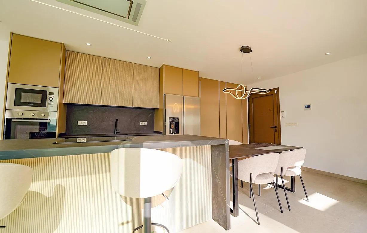 4 bedroom villa for sale - Bentley Hurst