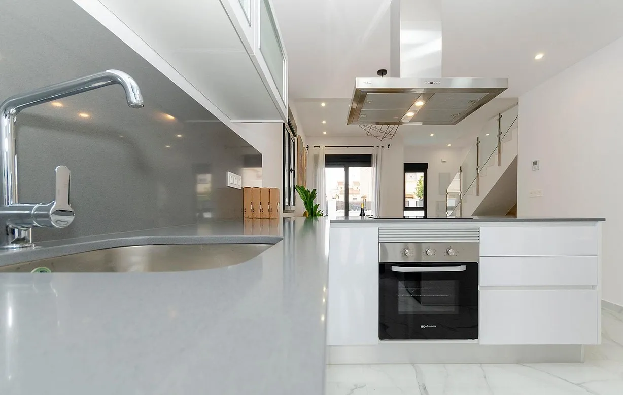 3 bedroom villa for sale - Bentley Hurst