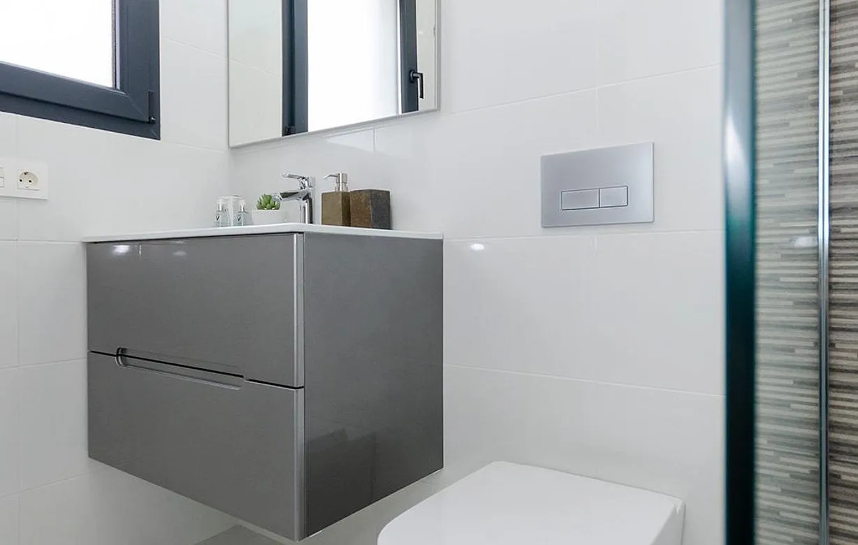 3 bedroom villa for sale - Bentley Hurst