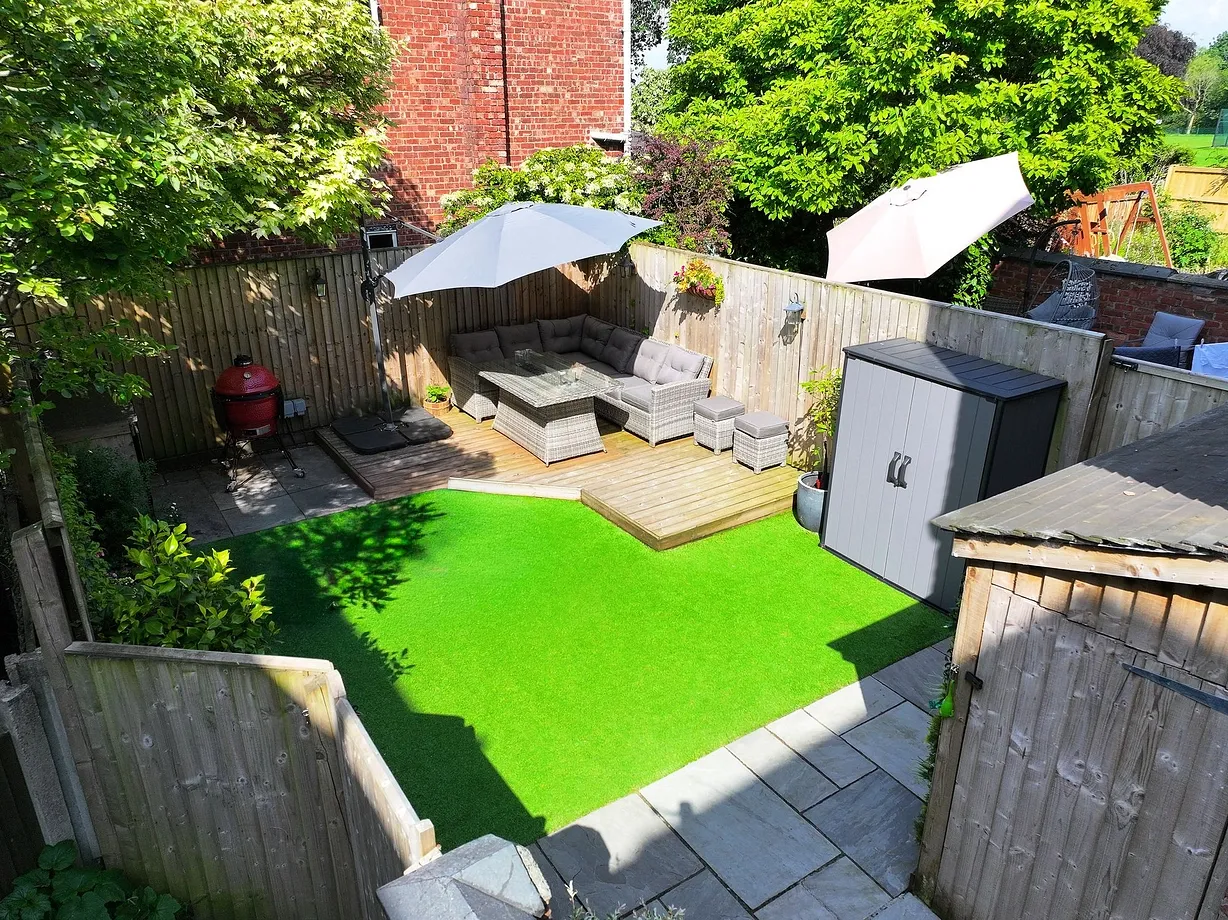 4 bedroom house for sale - Bentley Hurst