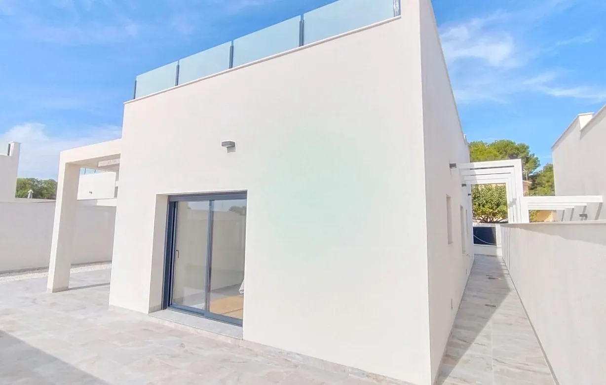 3 bedroom villa for sale - Bentley Hurst