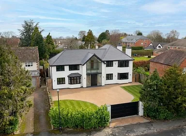 6 bedroom house for sale - Bentley Hurst