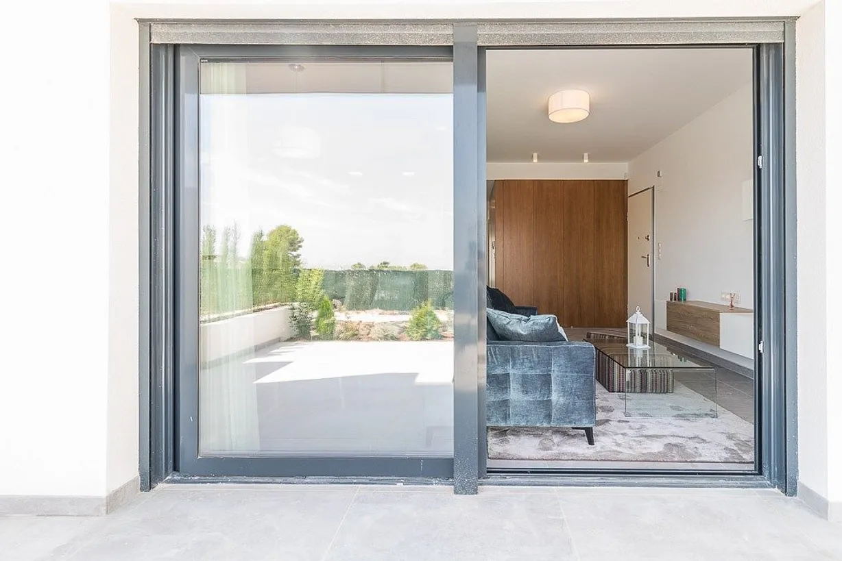 2 bedroom bungalow for sale - Bentley Hurst