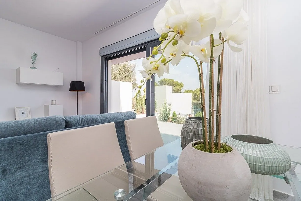 2 bedroom bungalow for sale - Bentley Hurst