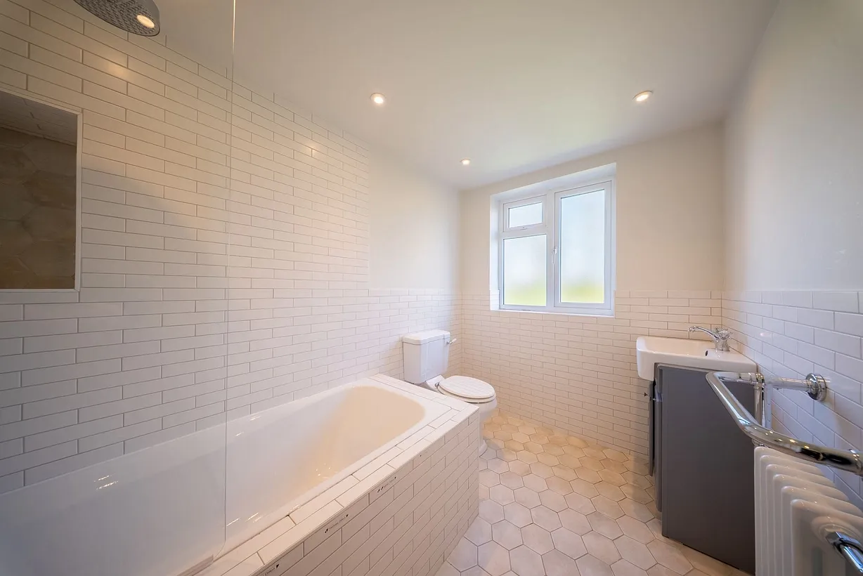 4 bedroom house for sale - Bentley Hurst