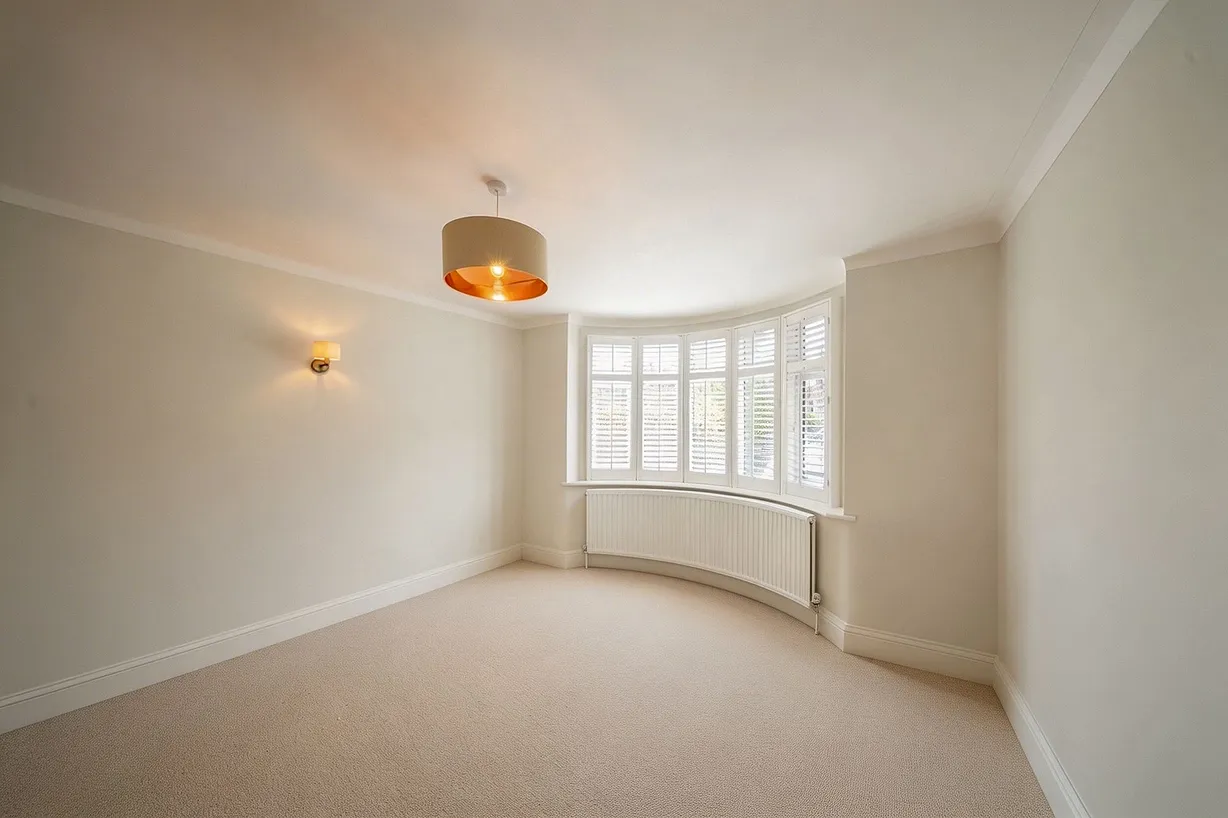 4 bedroom house for sale - Bentley Hurst