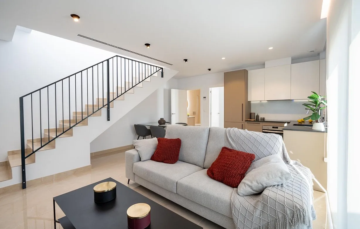 3 bedroom townhouse for sale - Bentley Hurst