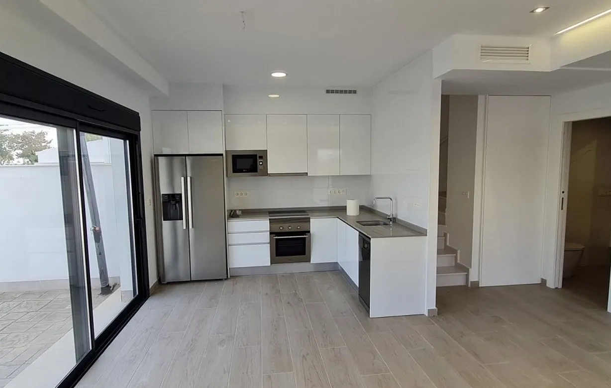 3 bedroom villa for sale - Bentley Hurst