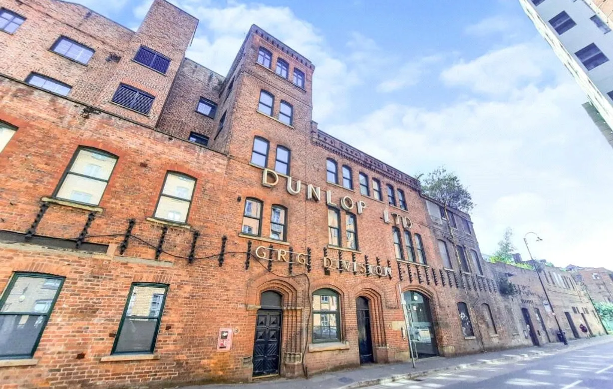 2 bedroom apartment to rent - Bentley Hurst