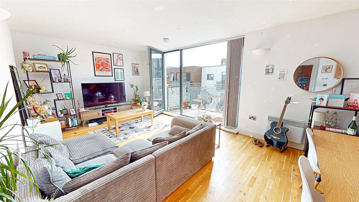 2 bedroom apartment to rent - Bentley Hurst