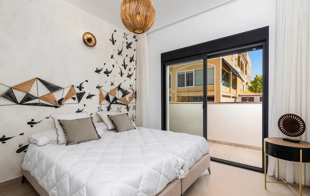 2 bedroom penthouse for sale - Bentley Hurst