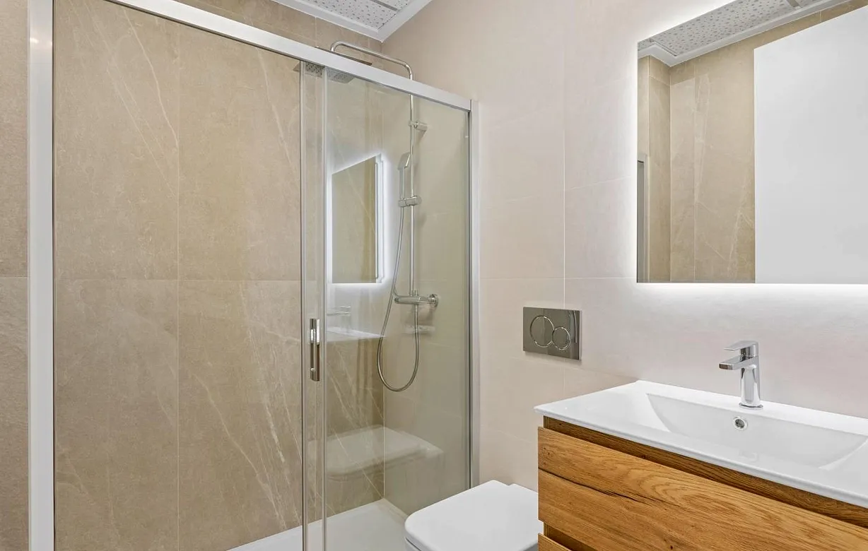 2 bedroom penthouse for sale - Bentley Hurst