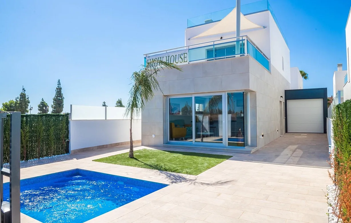 3 bedroom villa for sale - Bentley Hurst