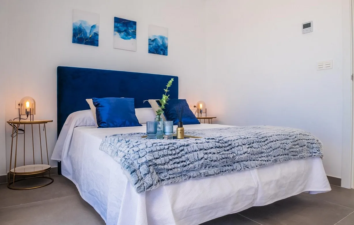 3 bedroom villa for sale - Bentley Hurst