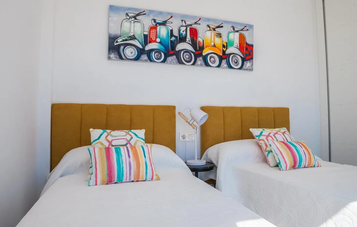 3 bedroom villa for sale - Bentley Hurst