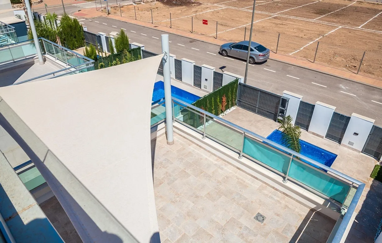 3 bedroom villa for sale - Bentley Hurst