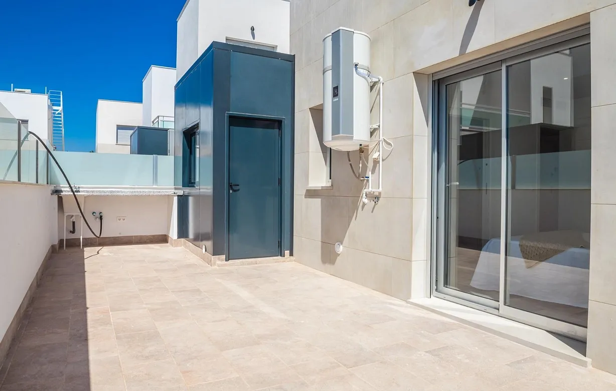 3 bedroom villa for sale - Bentley Hurst