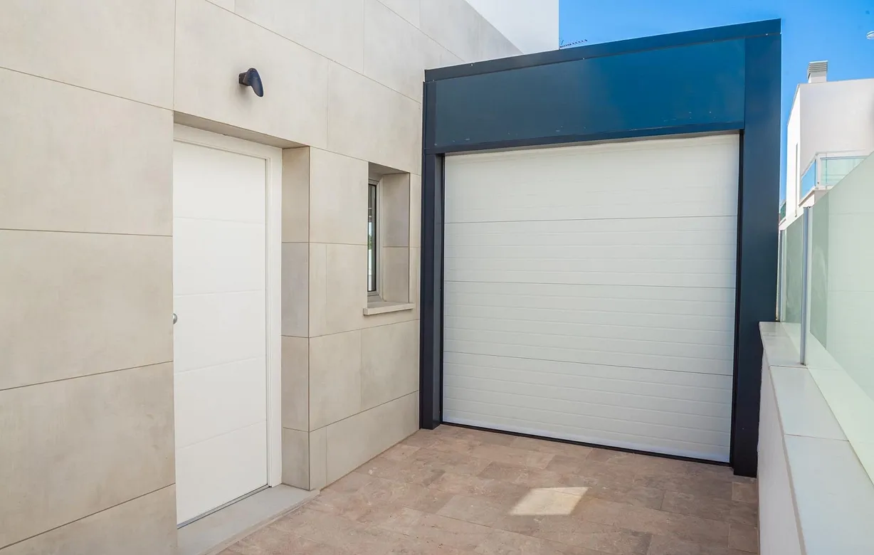 3 bedroom villa for sale - Bentley Hurst