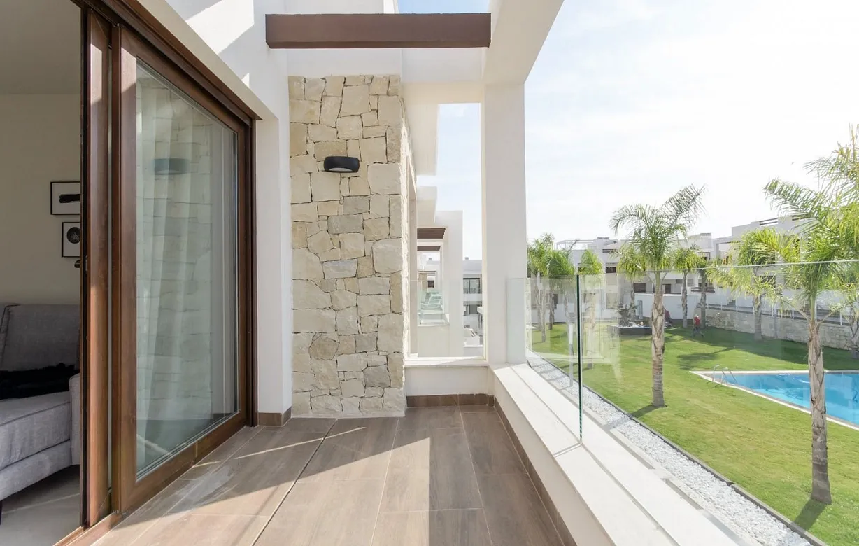 3 bedroom bungalow for sale - Bentley Hurst