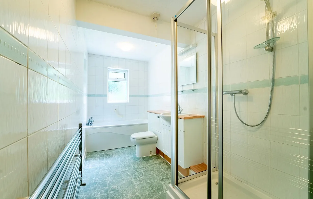 3 bedroom bungalow for sale - Bentley Hurst