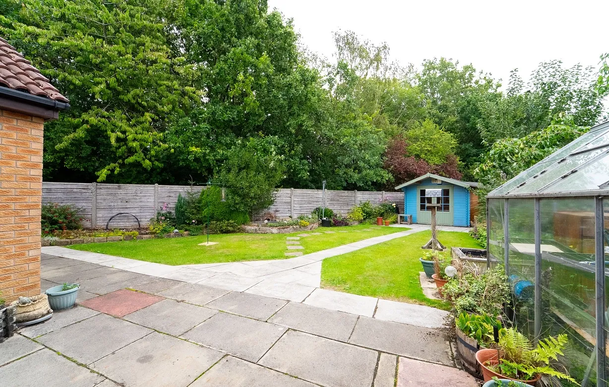 3 bedroom bungalow for sale - Bentley Hurst