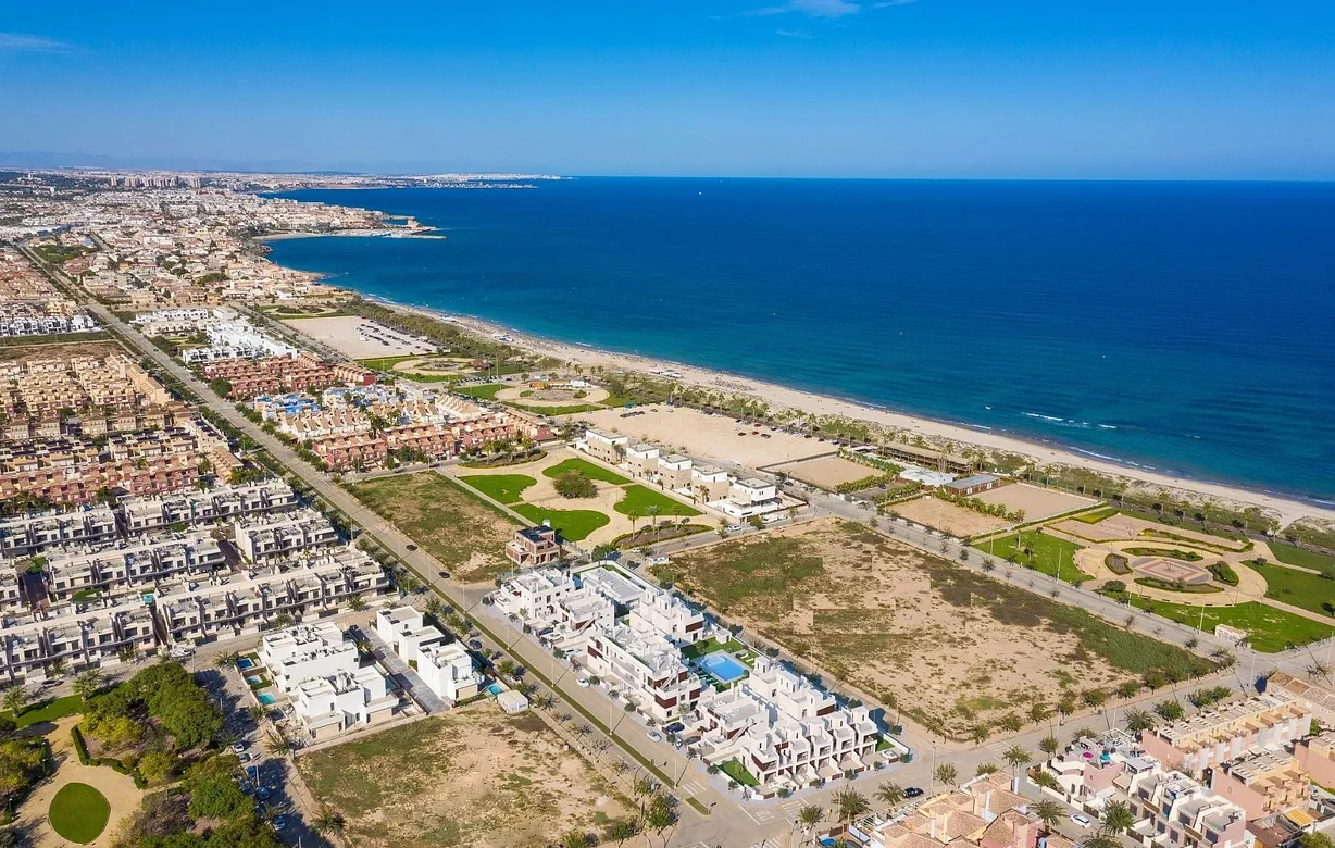 3 bedroom townhouse for sale - Bentley Hurst