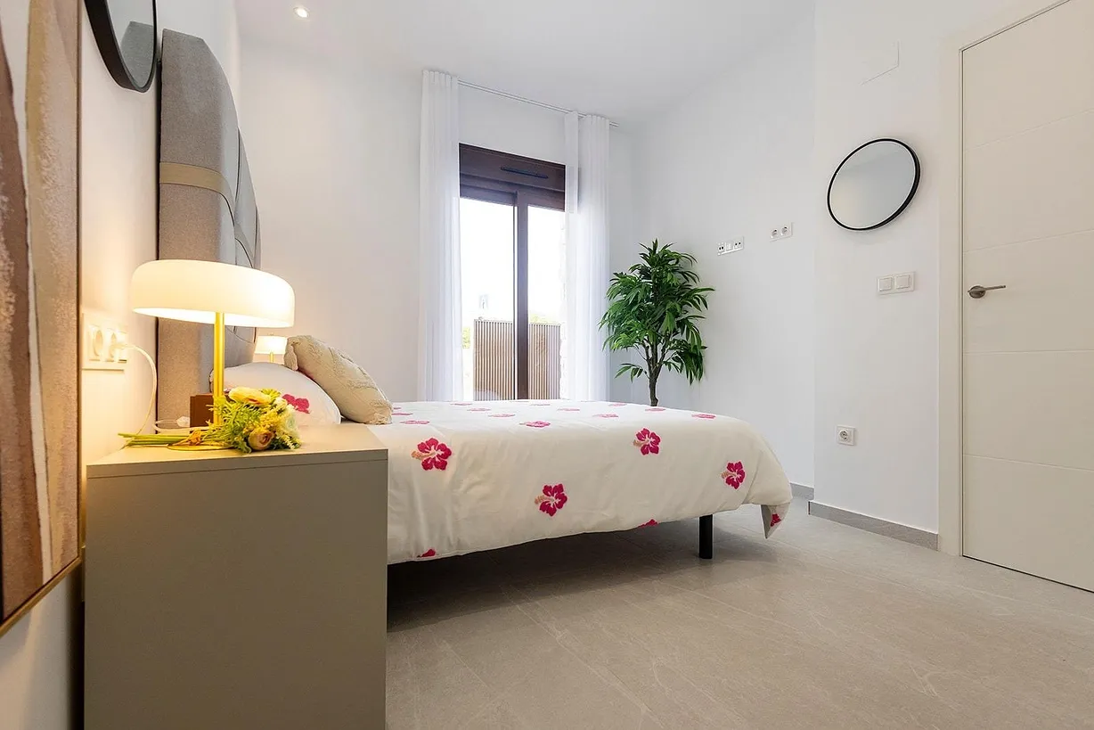 2 bedroom villa for sale - Bentley Hurst