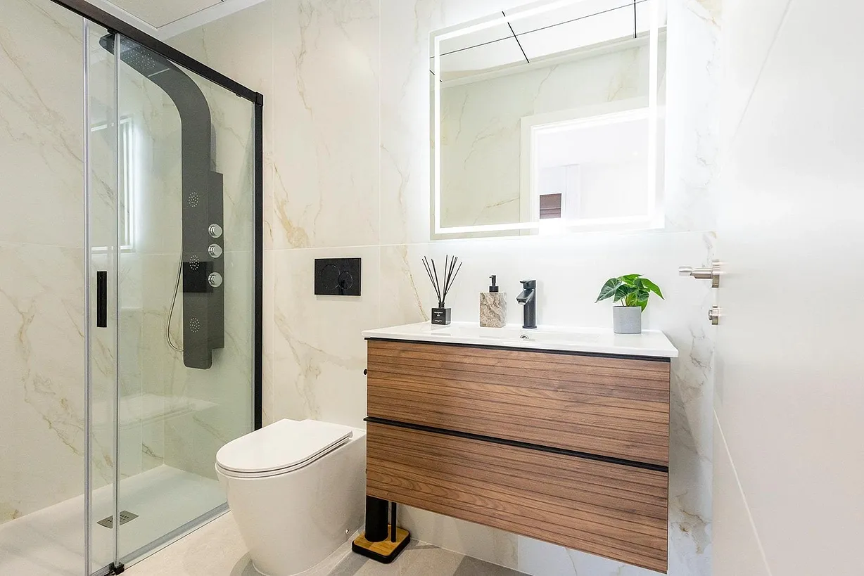2 bedroom villa for sale - Bentley Hurst