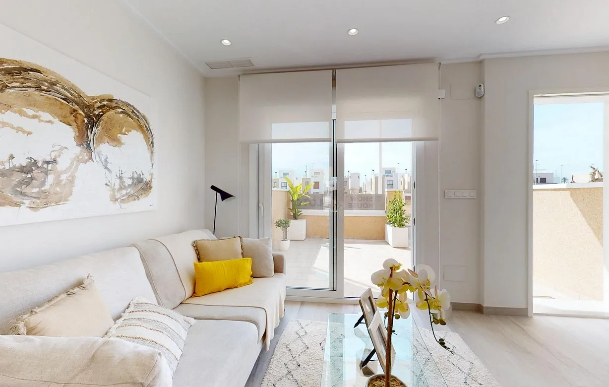 3 bedroom townhouse for sale - Bentley Hurst