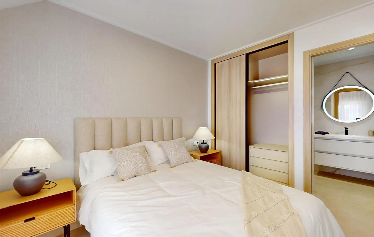 3 bedroom apartment for sale - Bentley Hurst