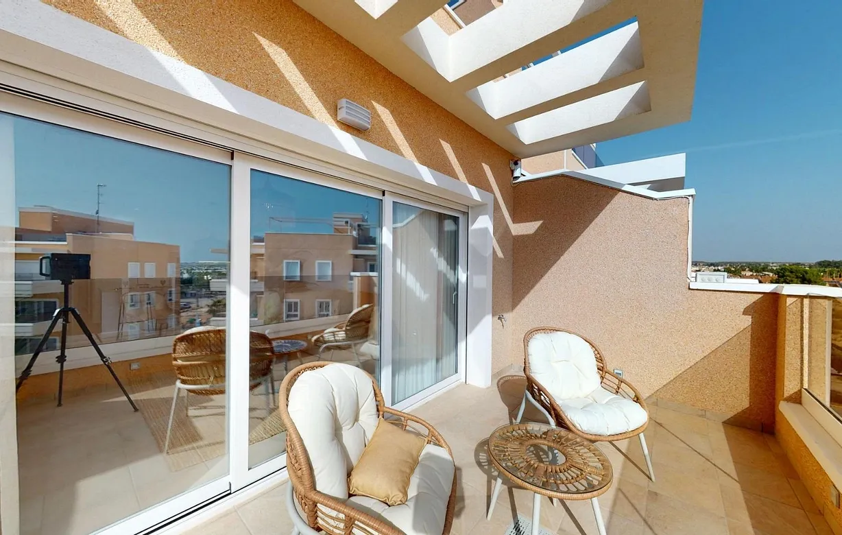 3 bedroom apartment for sale - Bentley Hurst