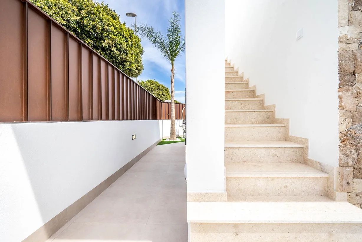 3 bedroom villa for sale - Bentley Hurst