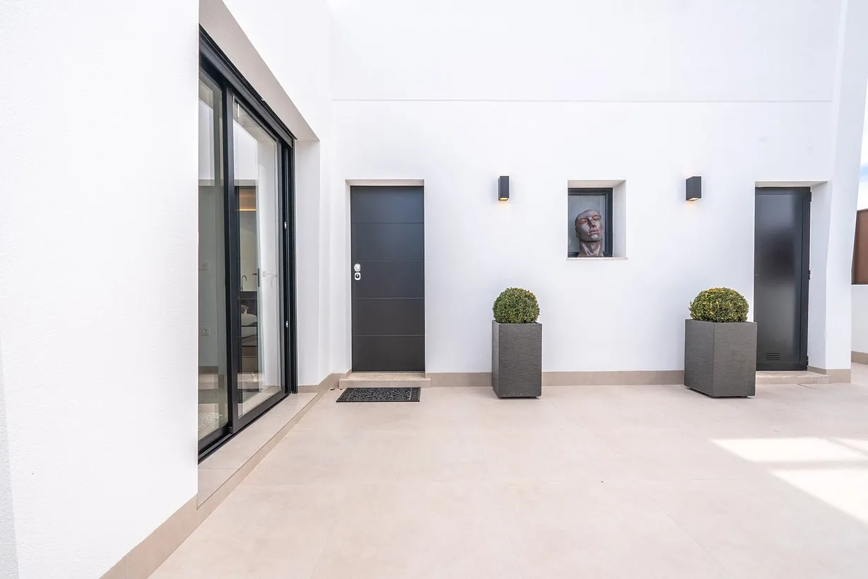 3 bedroom villa for sale - Bentley Hurst