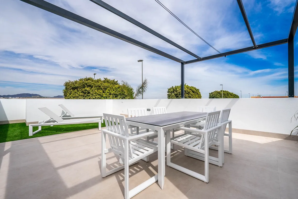 3 bedroom villa for sale - Bentley Hurst