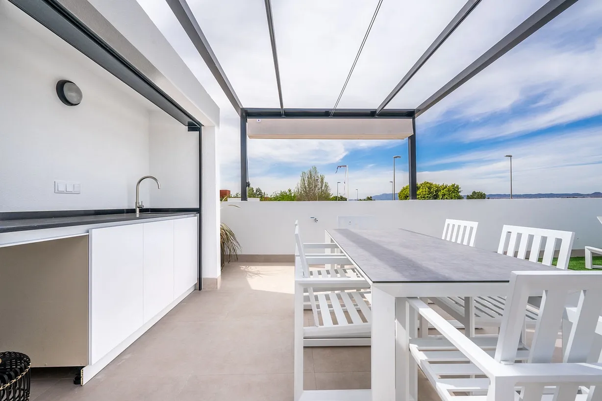 3 bedroom villa for sale - Bentley Hurst