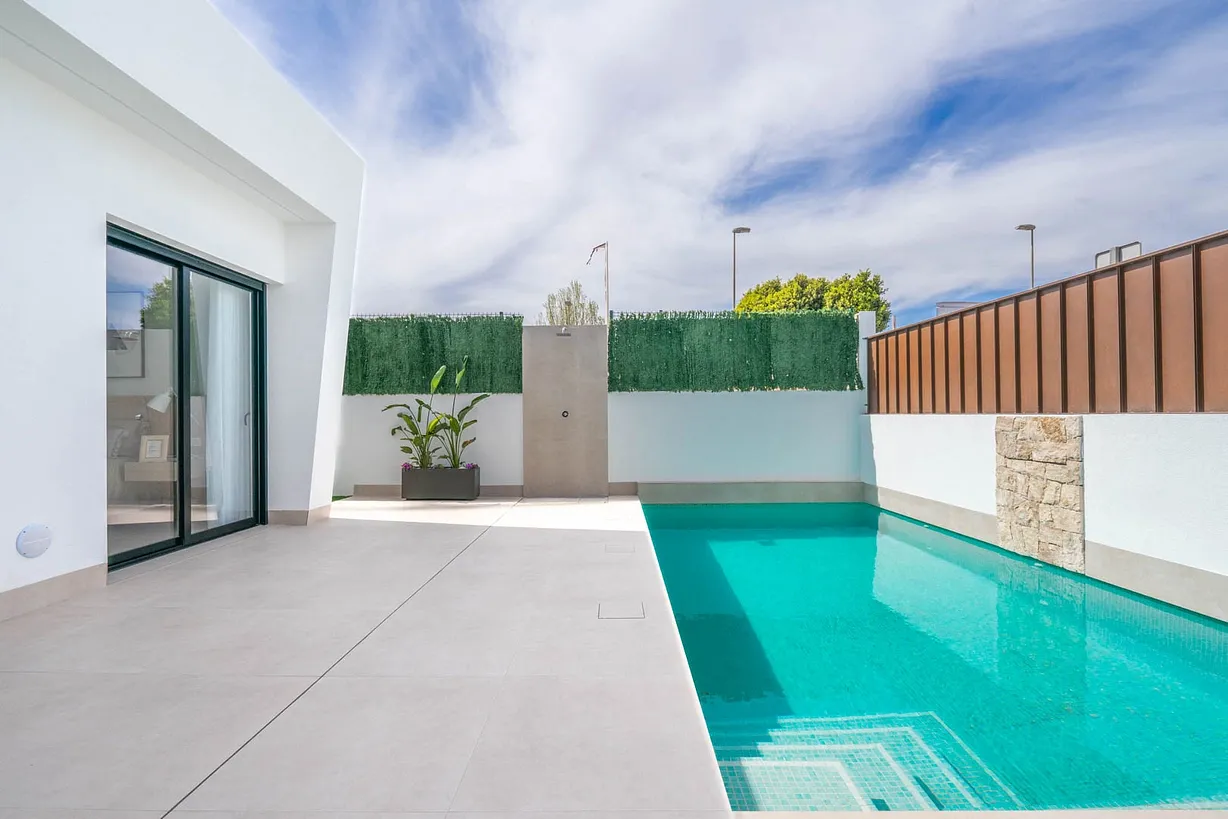 3 bedroom villa for sale - Bentley Hurst