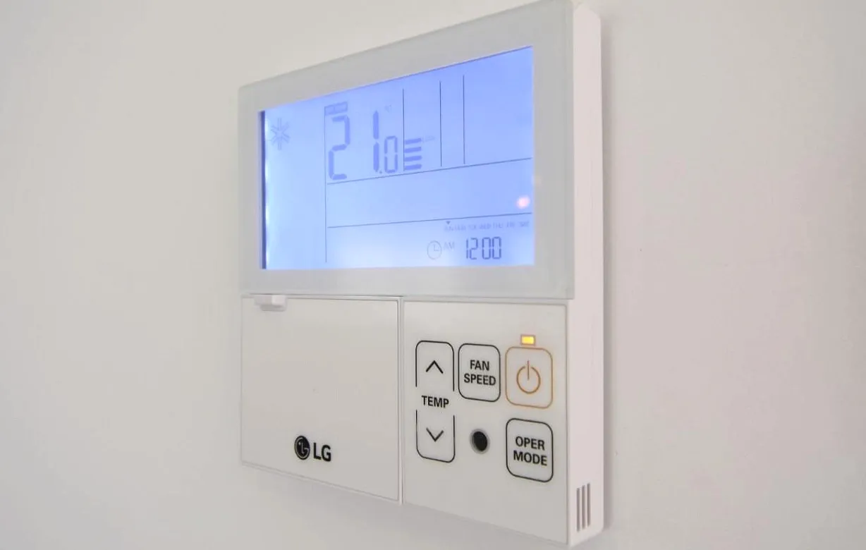 3 bedroom apartment for sale - Bentley Hurst