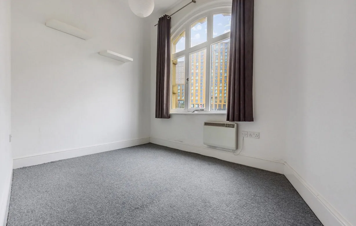 1 bedroom flat to rent - Bentley Hurst