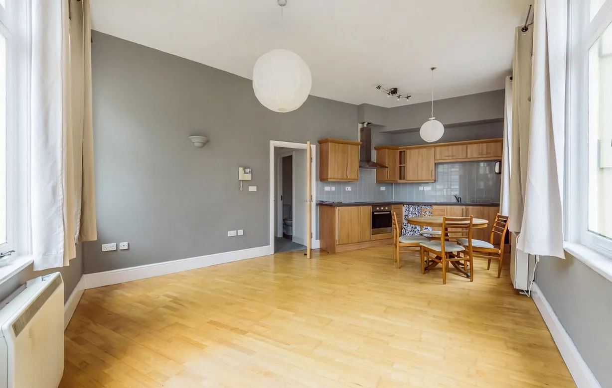 1 bedroom flat to rent - Bentley Hurst