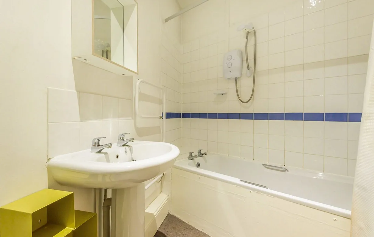 1 bedroom flat to rent - Bentley Hurst
