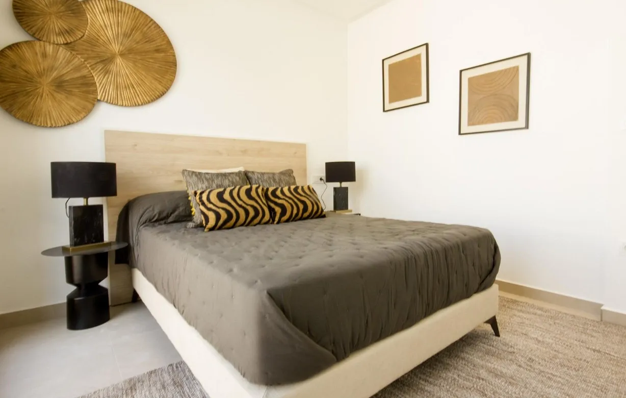 2 bedroom bungalow for sale - Bentley Hurst