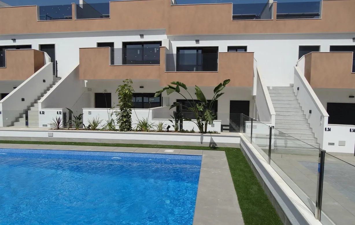 3 bedroom bungalow for sale - Bentley Hurst