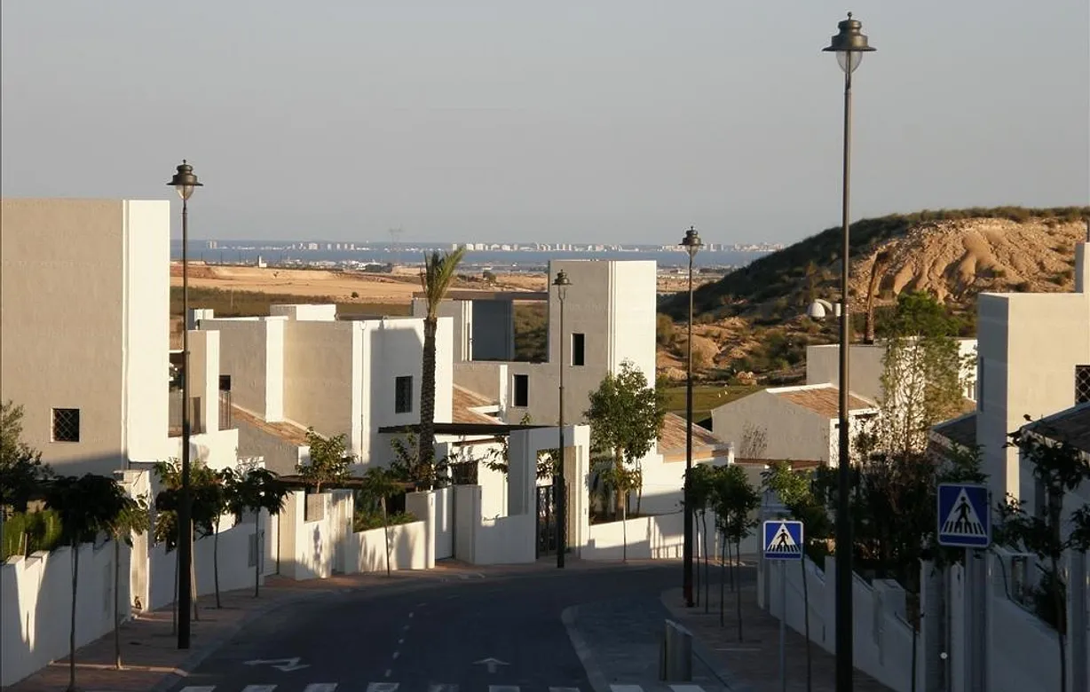 4 bedroom villa for sale - Bentley Hurst